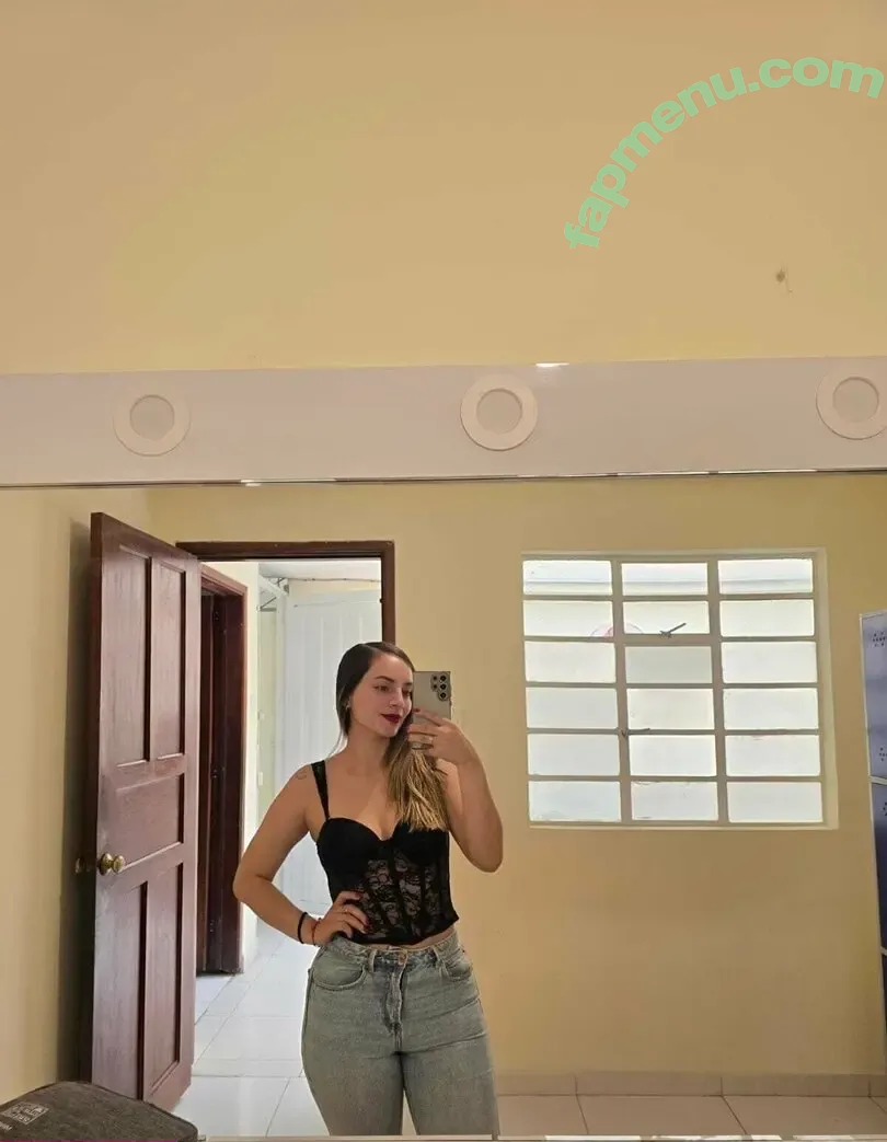 bby.sophie nude photo #0001 (sophia.bby__)