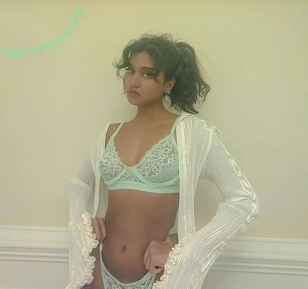 bbyg6rl nude photo #0373 (bbygrll)