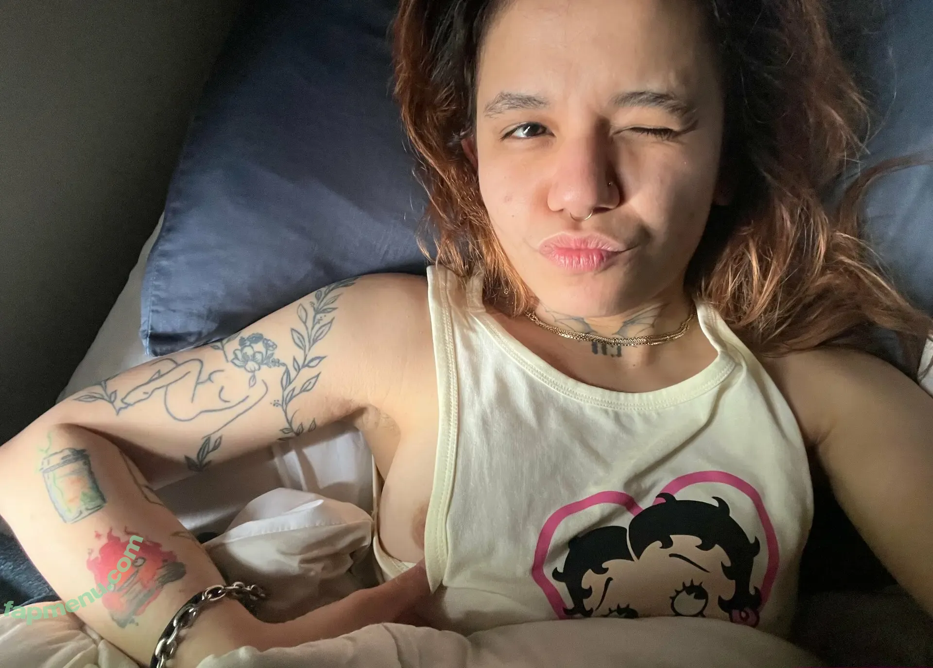 bbystonerfairy nude photo #0023 (bbystonerfairy)