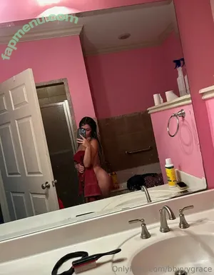 bbyyygrace / ggracemarieee nude photo #0002