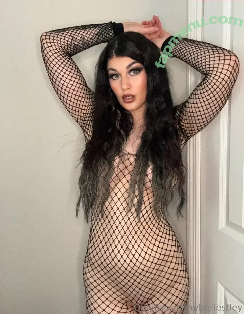 Bea Priestley nude photo #0001 (Blair Davenport / bdavenportwwe / bpriestley)