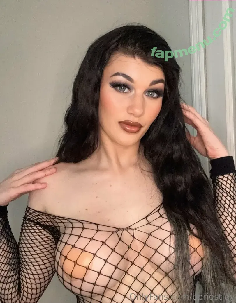 Bea Priestley nude photo #0014 (Blair Davenport / bdavenportwwe / bpriestley)