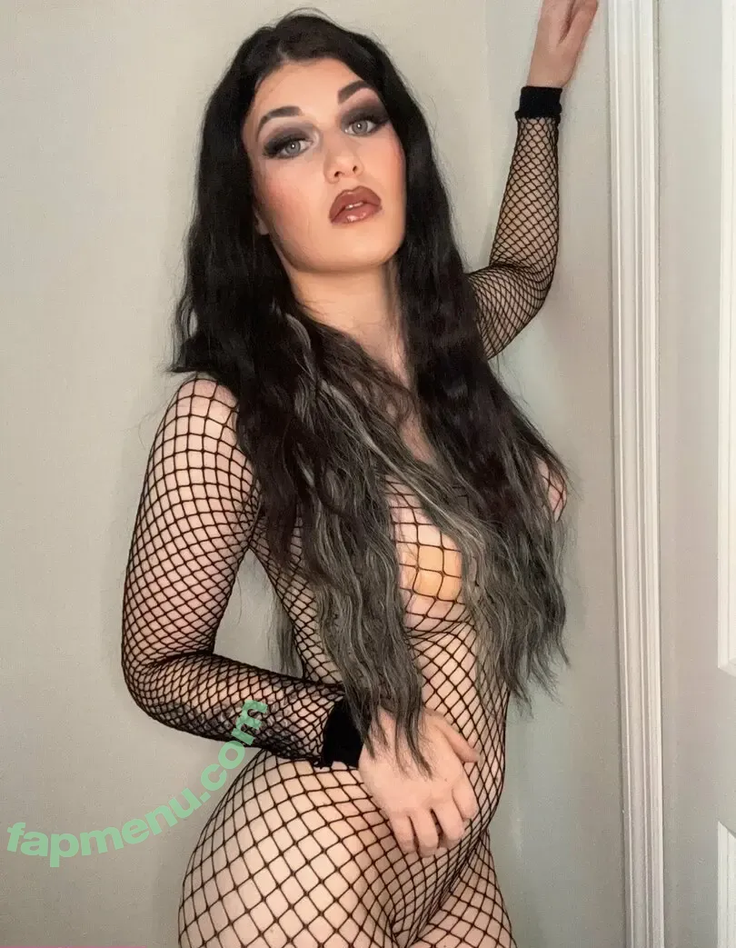 Bea Priestley nude photo #0021 (Blair Davenport / bdavenportwwe / bpriestley)