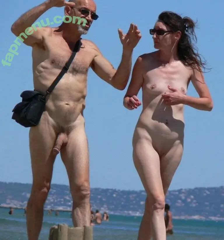 Beach nude photo #1146 (Beach)