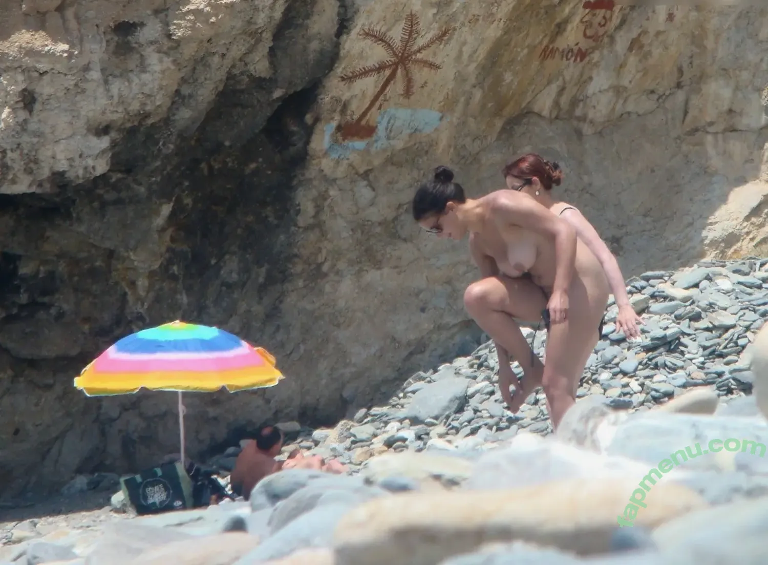 Beach nude photo #1301 (Beach)