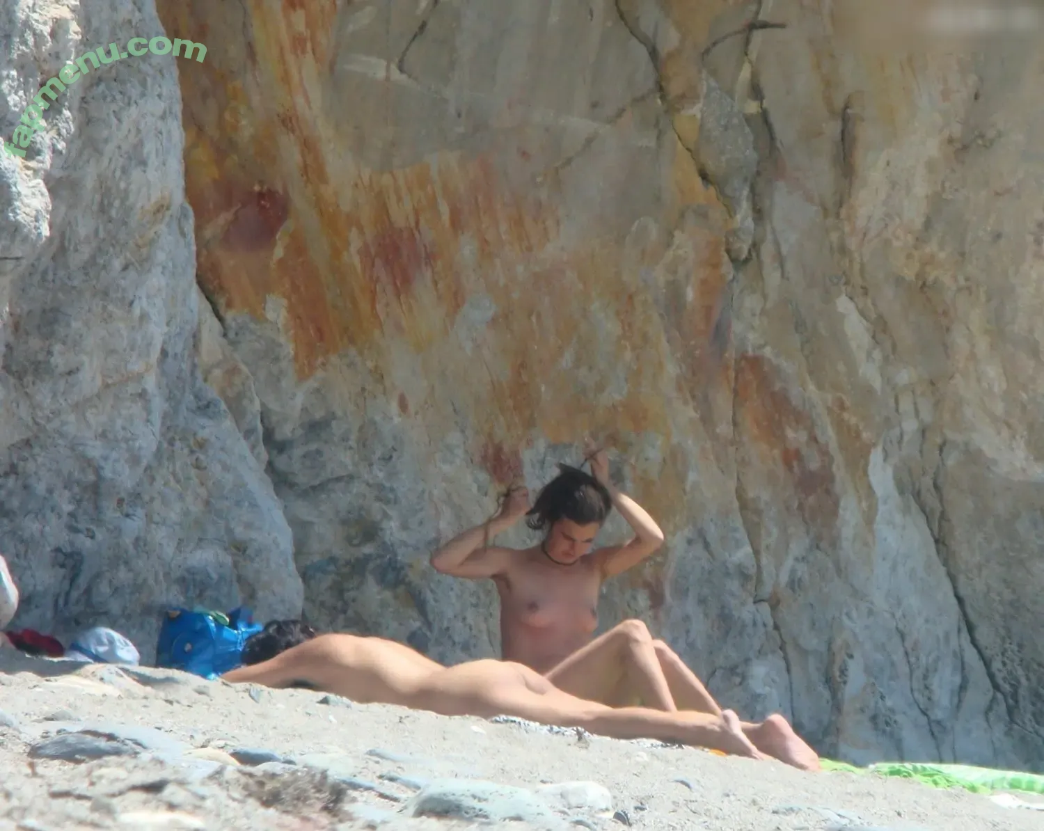 Beach nude photo #1354 (Beach)