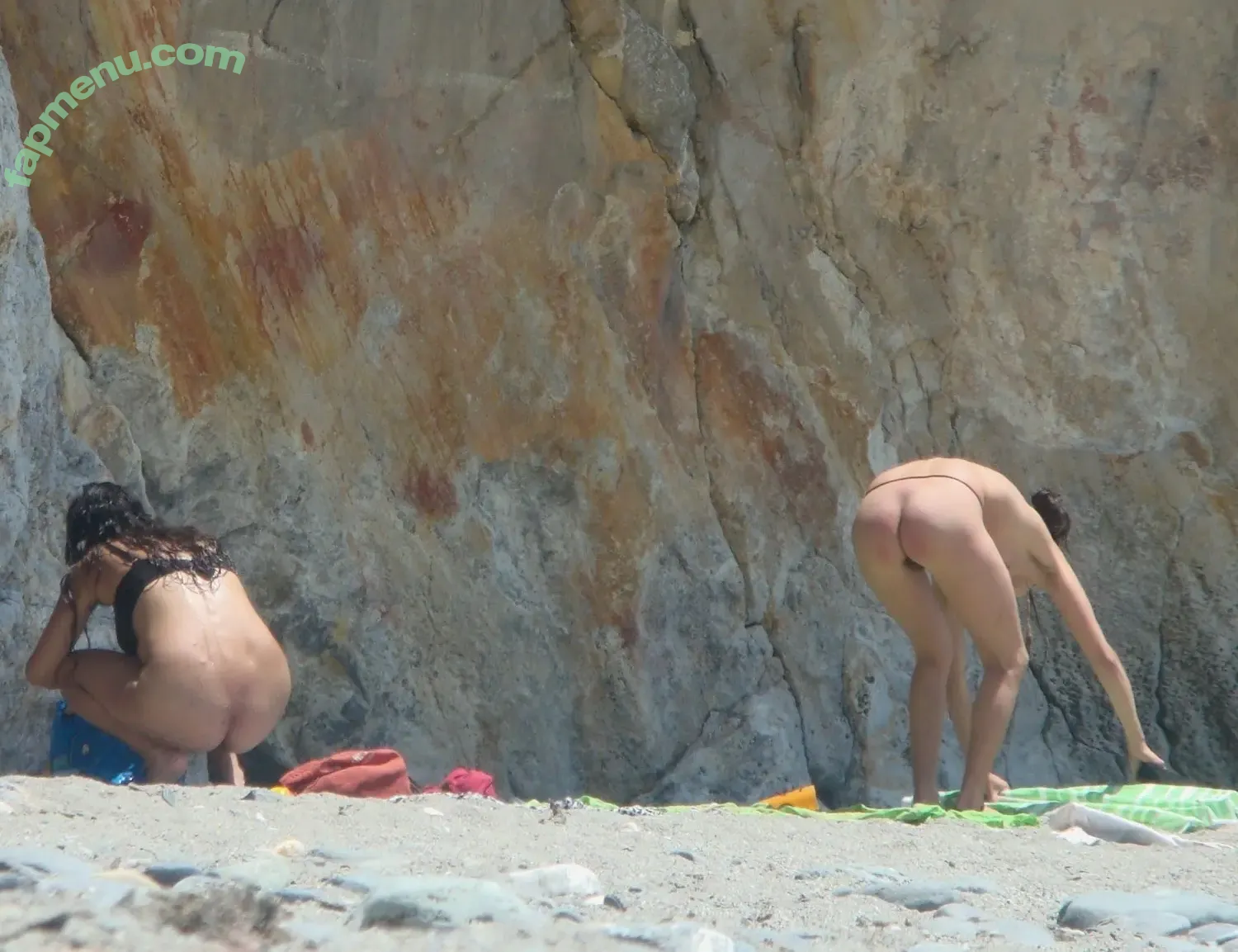 Beach nude photo #1357 (Beach)