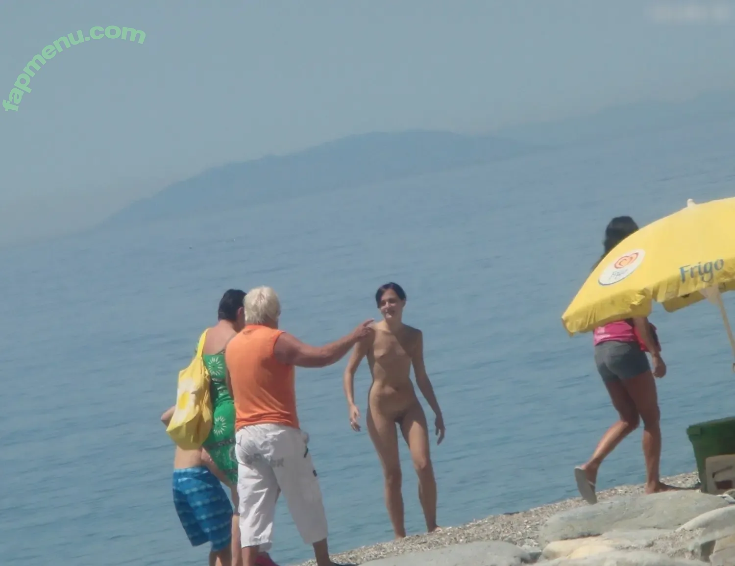 Beach nude photo #1372 (Beach)