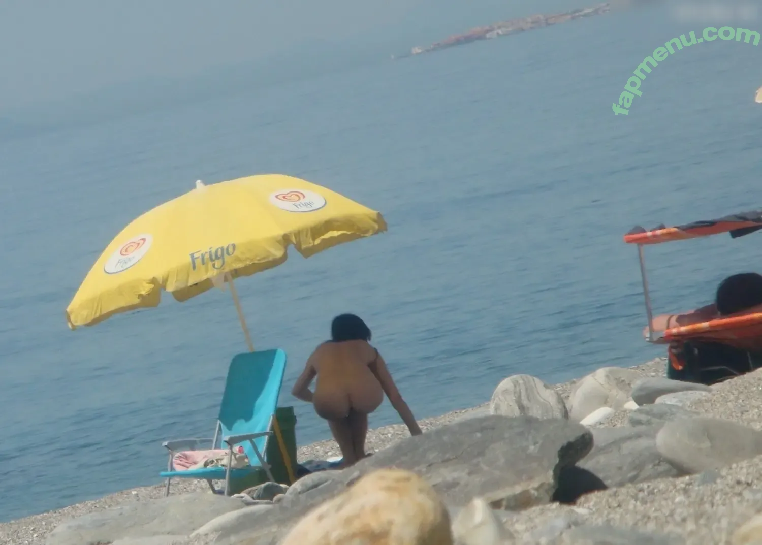 Beach nude photo #1387 (Beach)