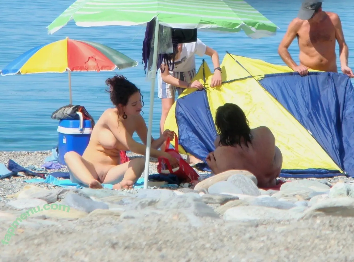 Beach nude photo #1392 (Beach)