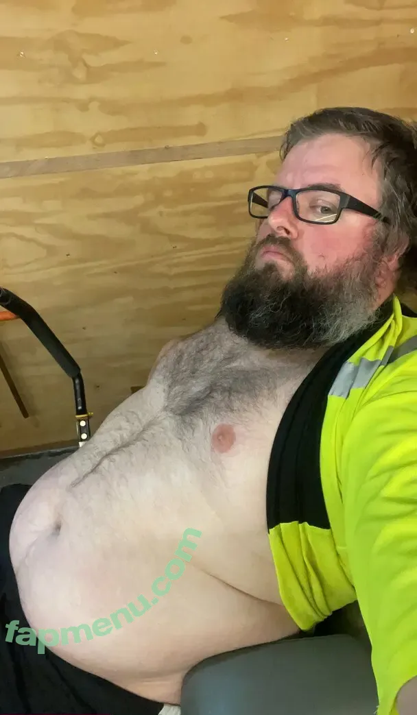beardedjesus nude photo #0002 (bearded.jesus)