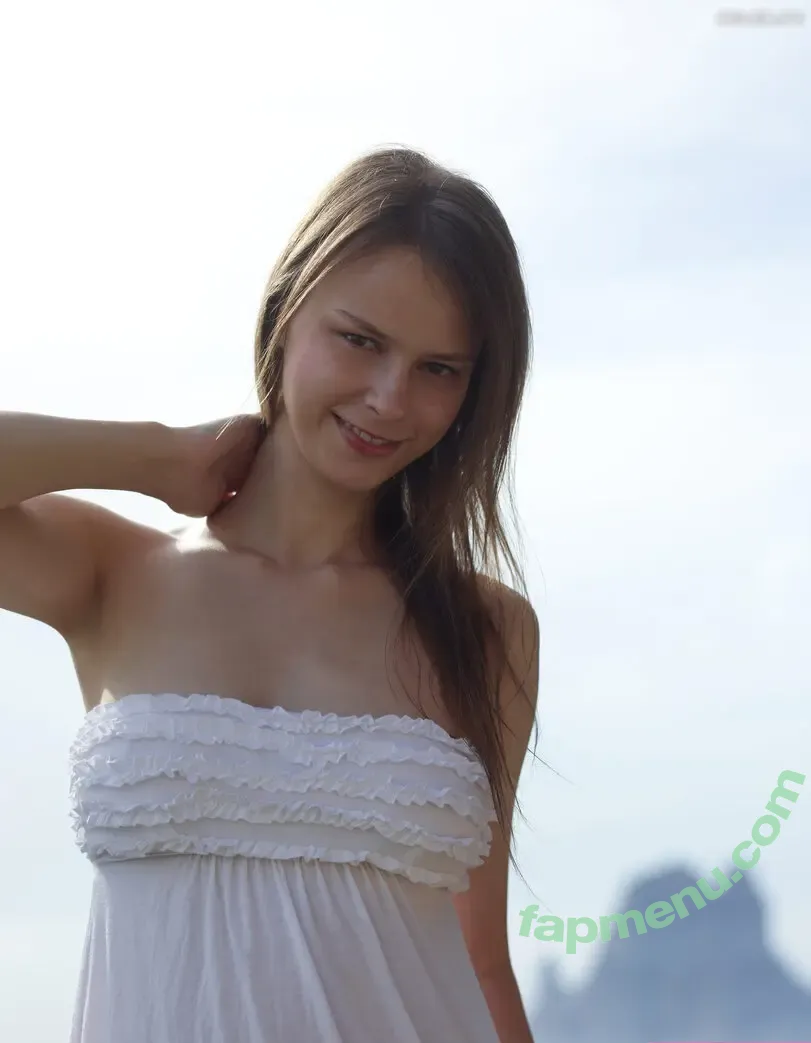 Beata Undine nude photo #0441 (beata_undine)
