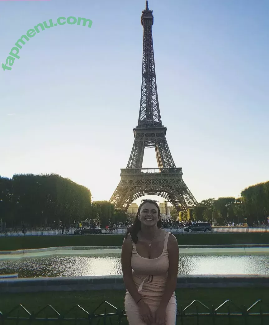 Bec Danaher nude photo #0127 (becdanaher / yousawnothinggg)