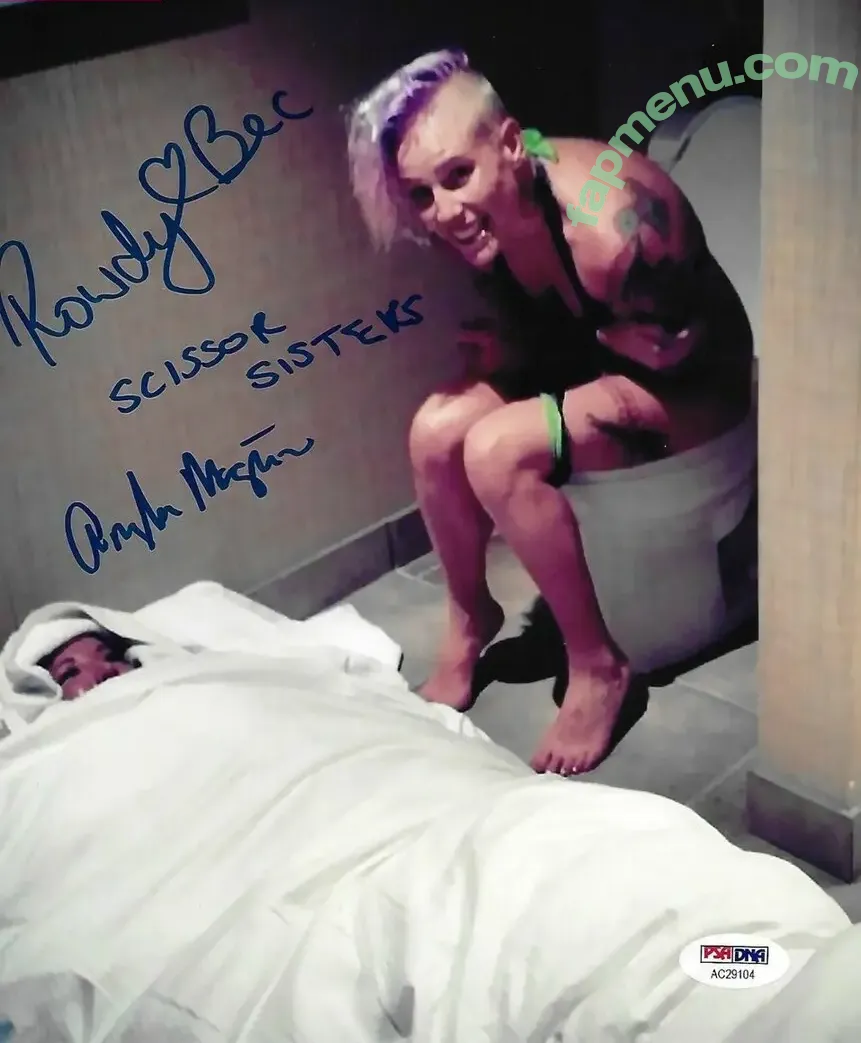 Bec Rawlings nude photo #0002 (Bec Rawlings)
