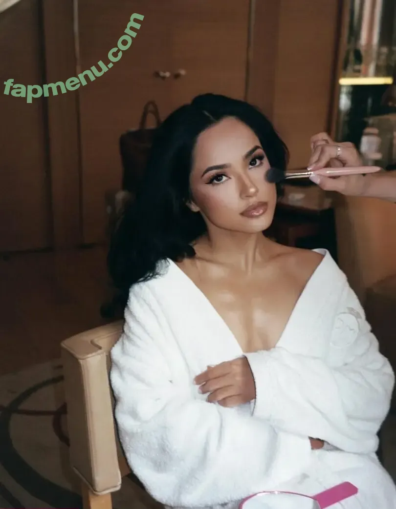 Becky G nude photo #0013 (iambeckyg / missbeckyfeet)