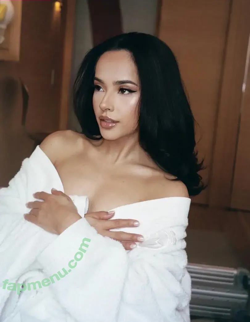 Becky G nude photo #0018 (iambeckyg / missbeckyfeet)
