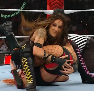 Becky Lynch / beckylynchwwe nude photo #0603