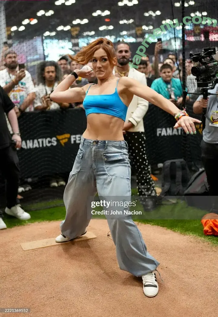 Becky Lynch nude photo #0772 (beckylynchwwe)