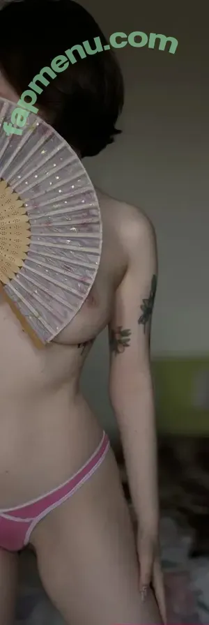 beezzz / bbeezzz nude photo #0018