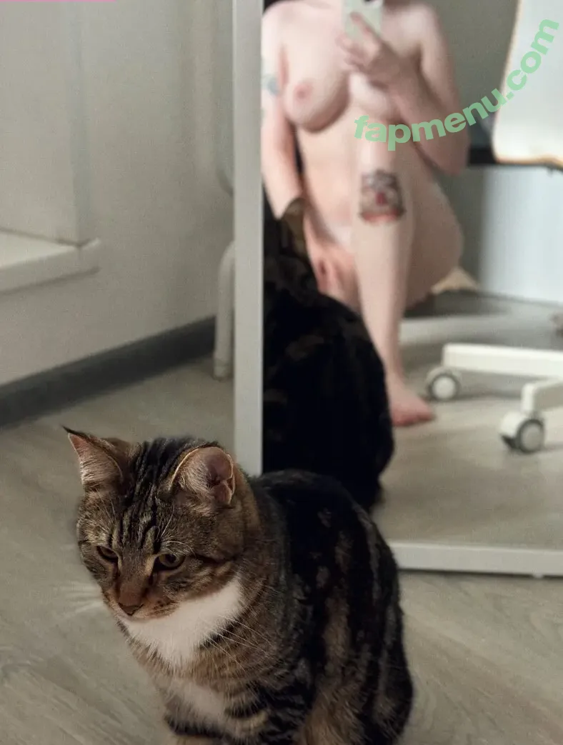 beezzz nude photo #0008 (bbeezzz)