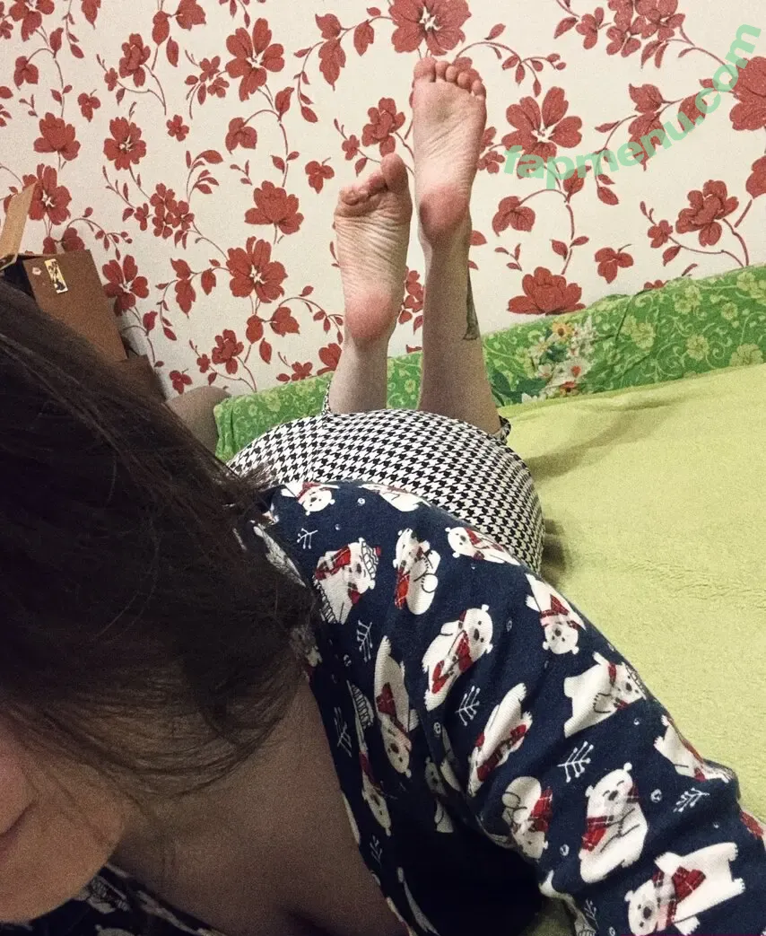 beezzz nude photo #0035 (bbeezzz)