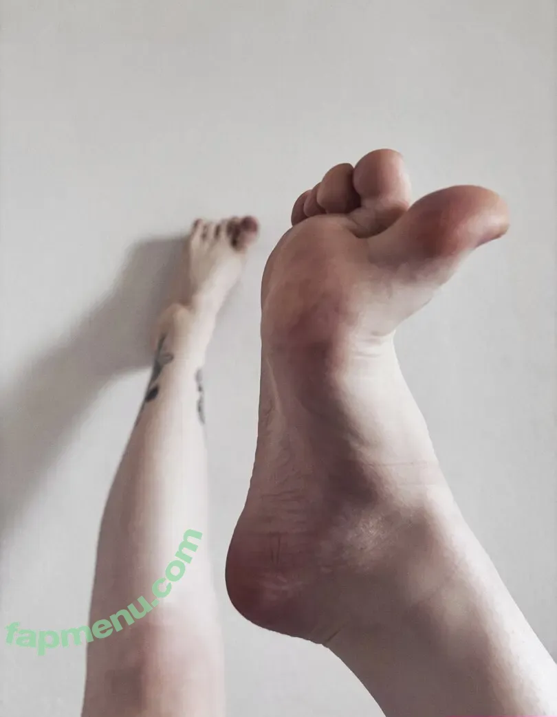 beezzz nude photo #0108 (bbeezzz)