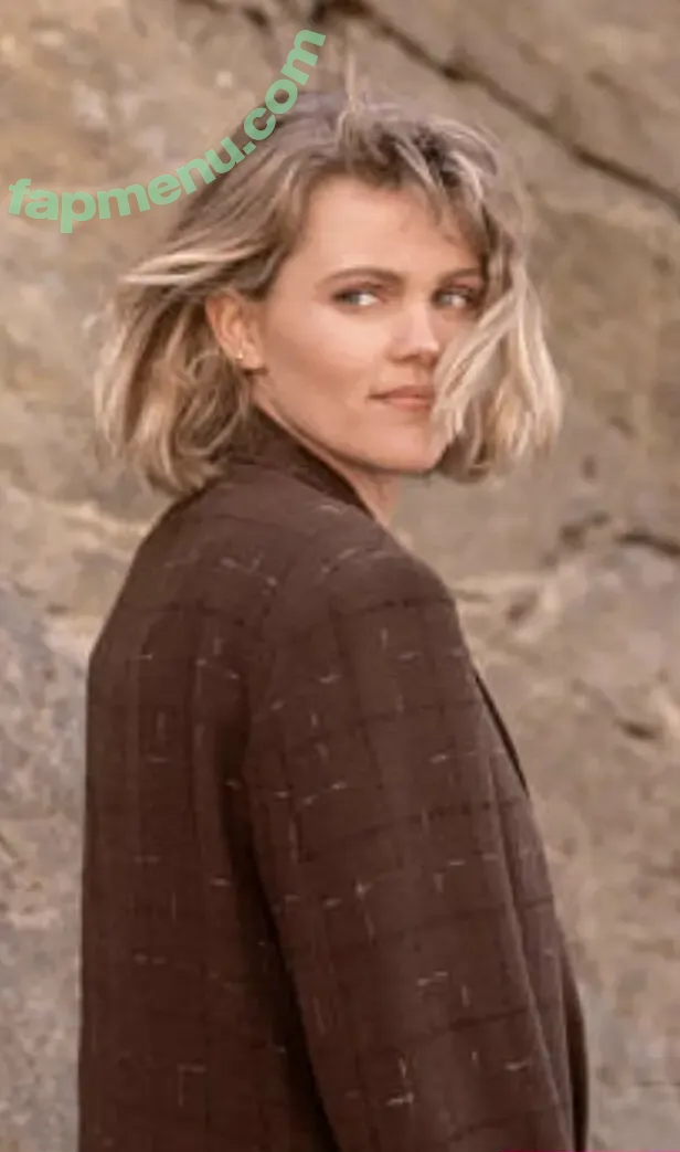 Belinda Carlisle nude photo #0049 (travels_with_mrs_mason)
