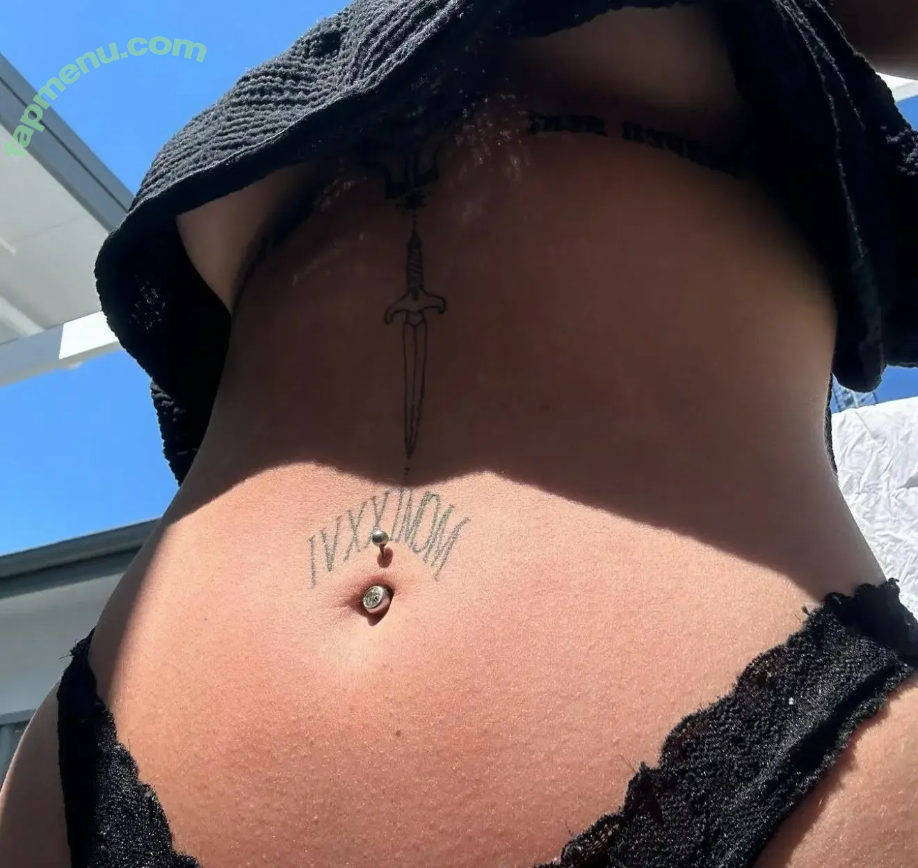 Bella Groves nude photo #0006 (bellagroves / bellagroves_)