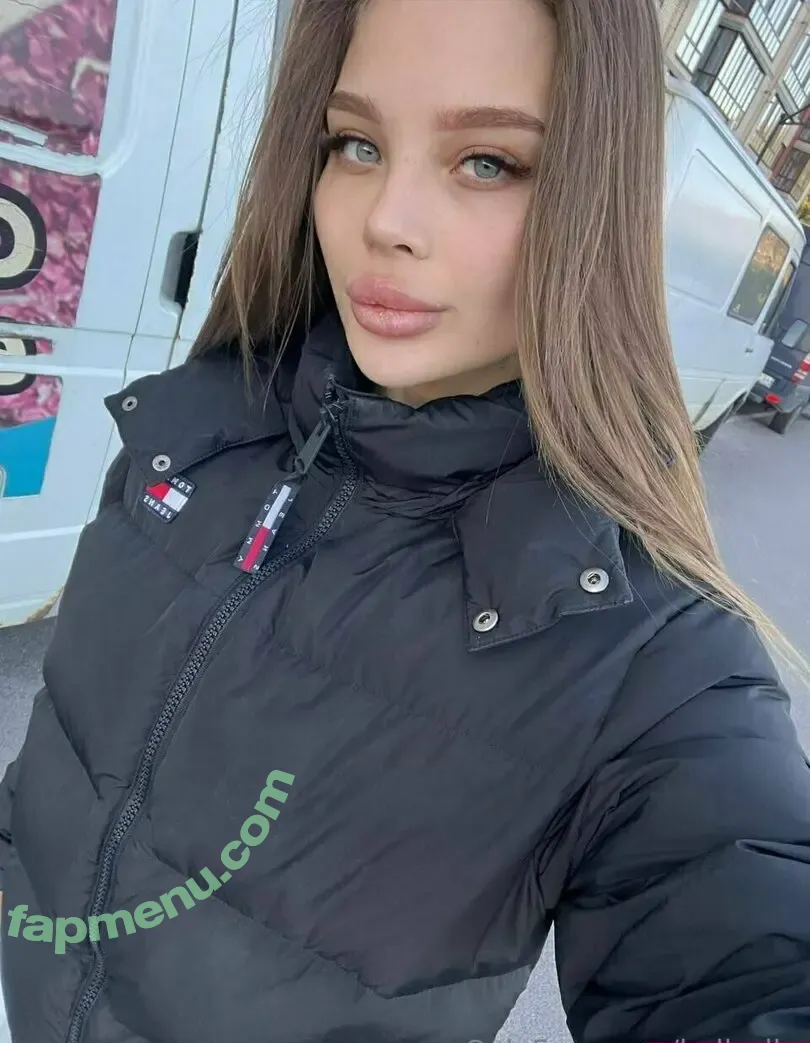 bella_lla nude photo #0007 (bella)