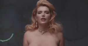 Bella Thorne / bellathorne nude photo #0002