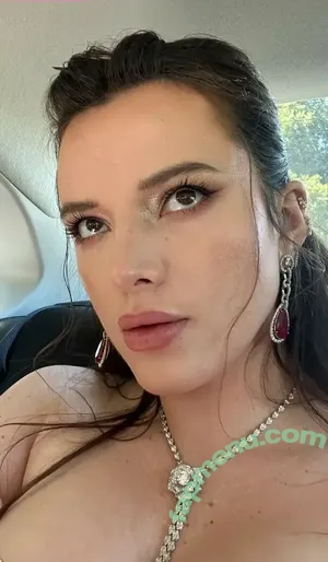 Bella Thorne / bellathorne nude photo #0011