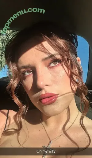 Bella Thorne / bellathorne nude photo #0017