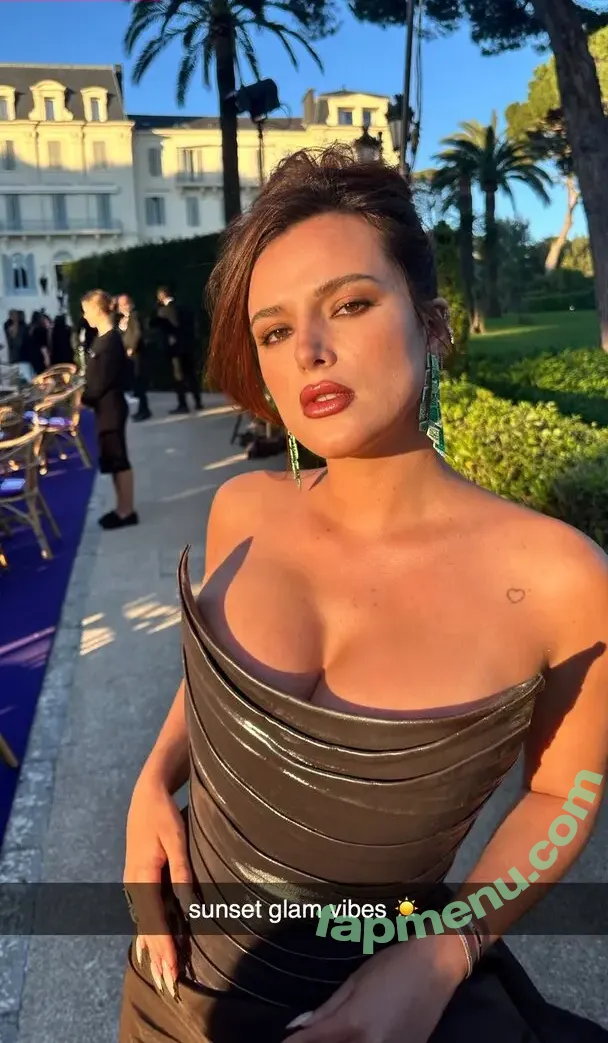 Bella Thorne nude photo #0008 (bellathorne)