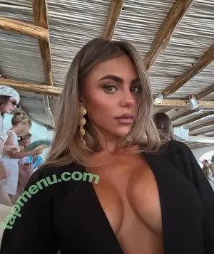  nude photo #0002