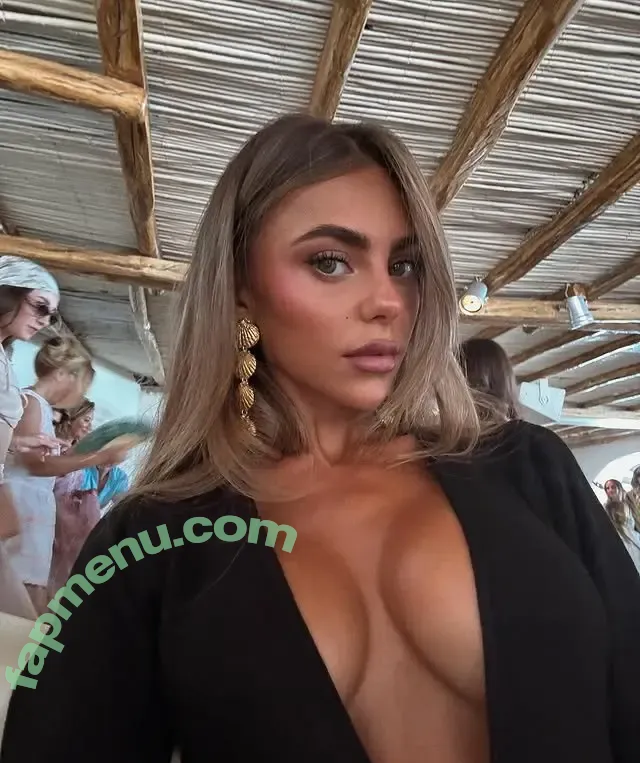 bellaaellis nude photo #0002 (bellaaellis)