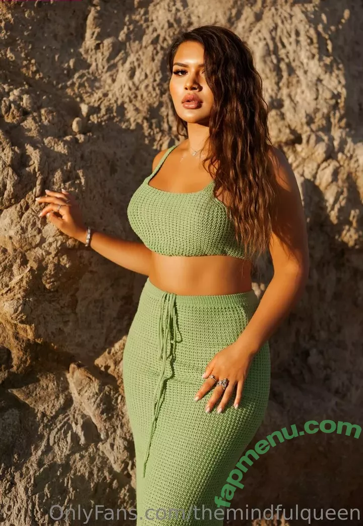 bellabendss nude photo #0002 (bellabendss)