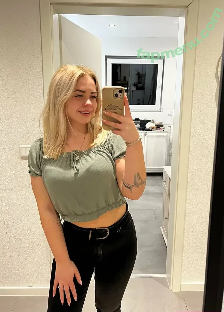 bellablondofficial nude photo #0007 (bellablondofficial)