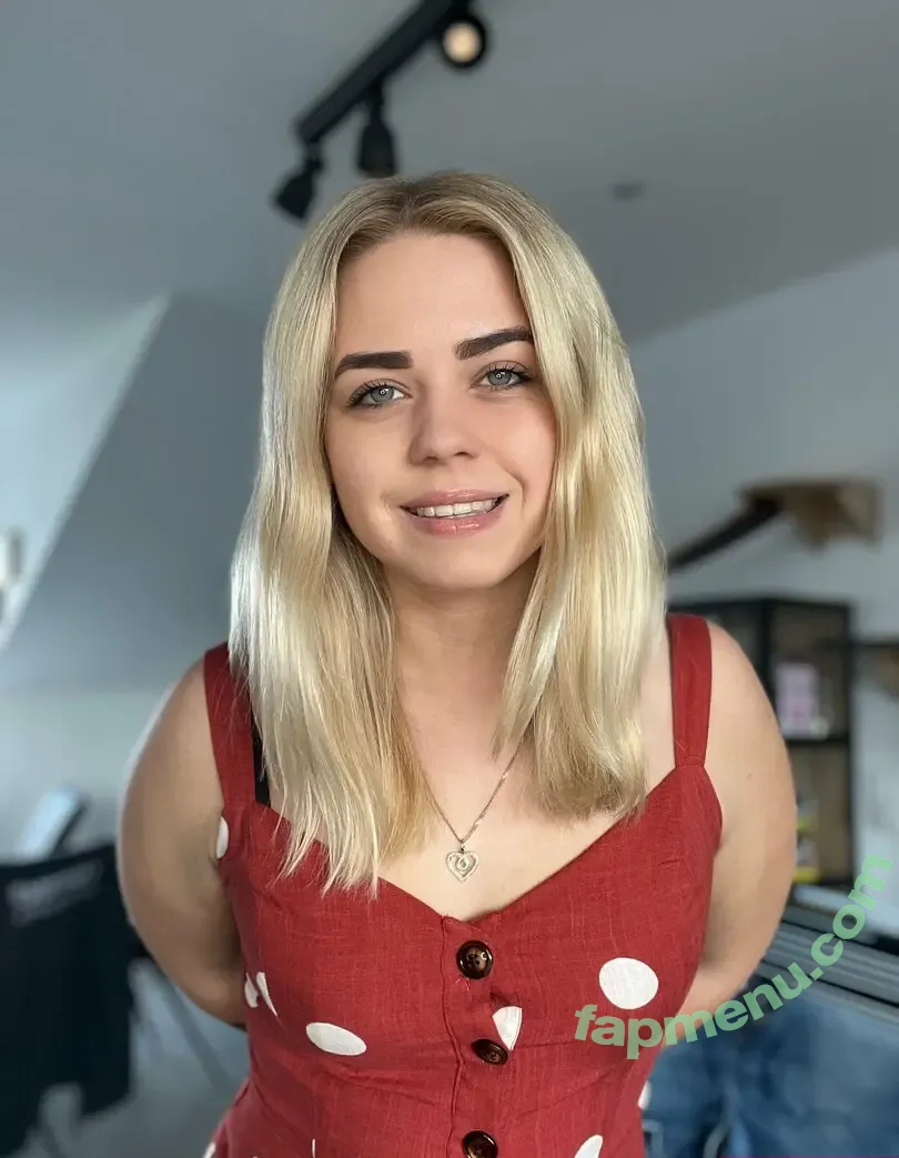 bellablondofficial nude photo #0027 (bellablondofficial)