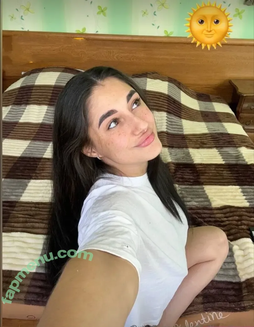 bellacakexx nude photo #0208 (bellapaigexx)