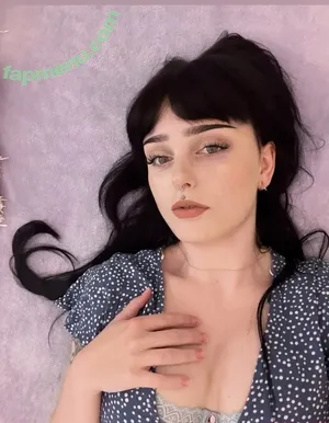  nude photo #0003