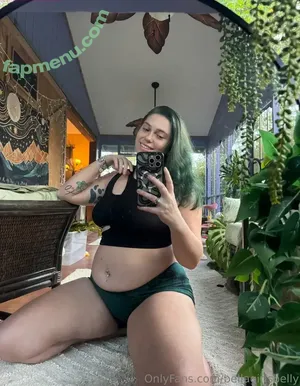  nude photo #0001