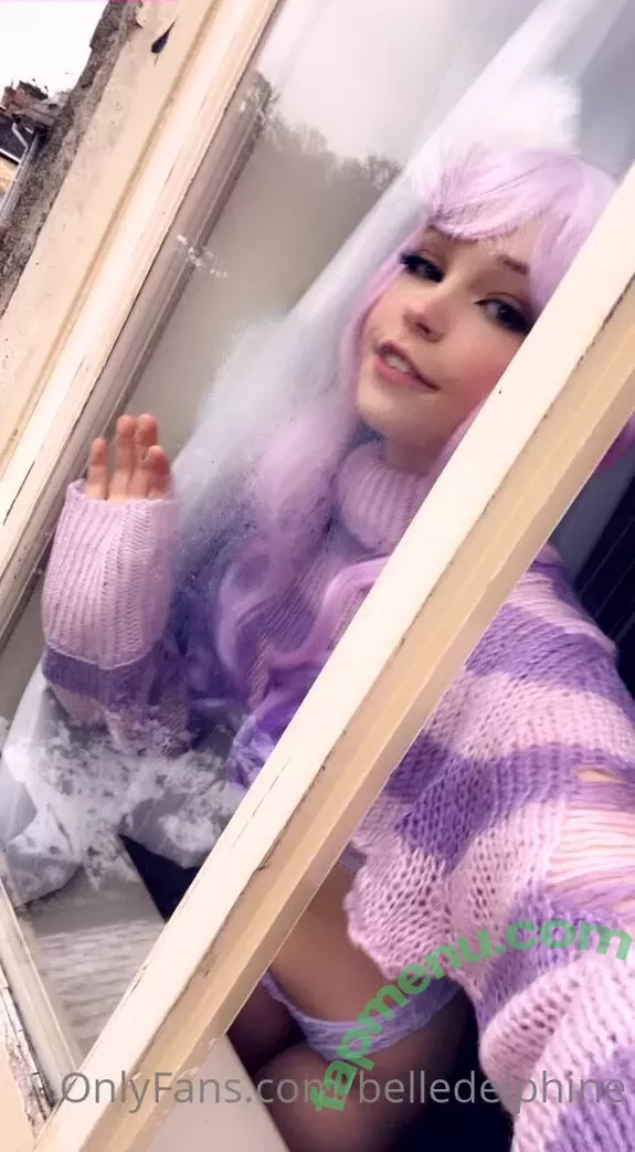 belledelphine nude photo #0005 (belle.delphine)