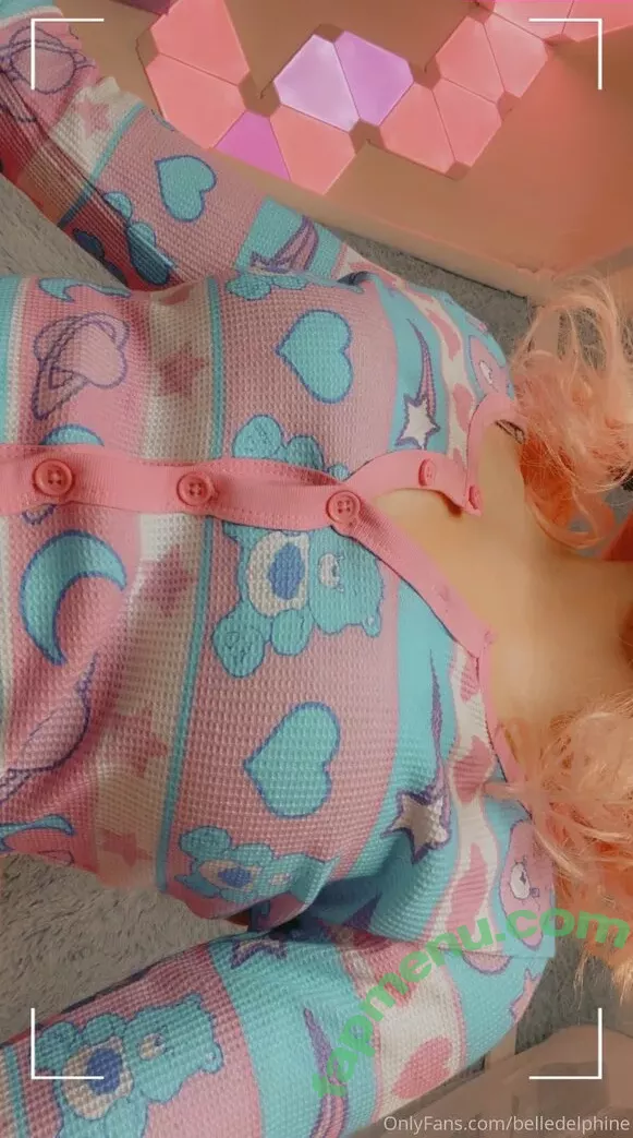 belledelphine nude photo #0245 (belle.delphine)