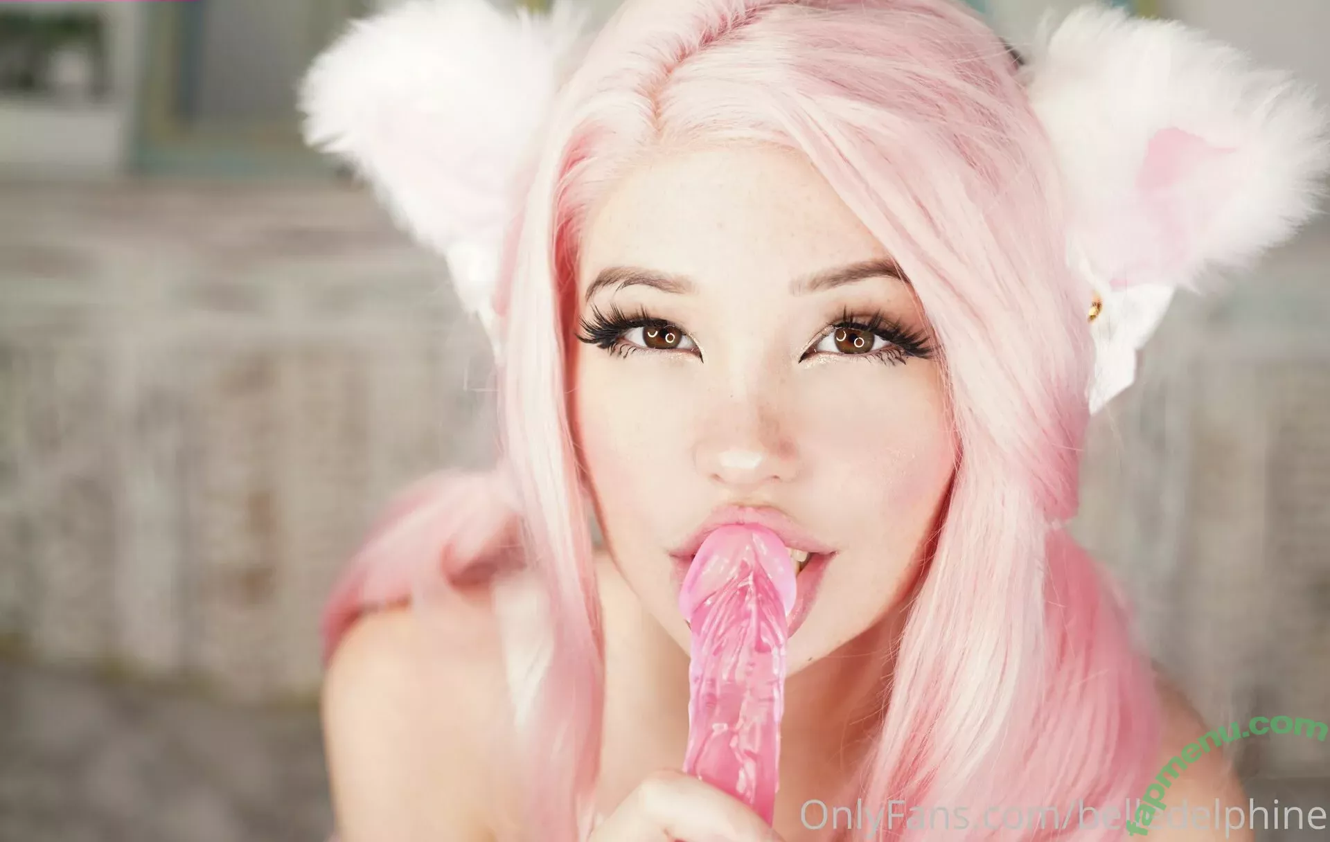 belledelphine nude photo #0317 (belle.delphine)