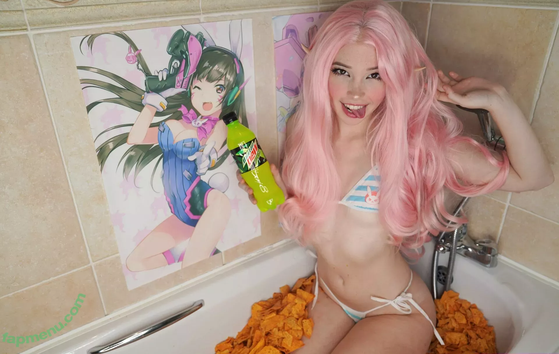 belledelphine nude photo #0348 (belle.delphine)