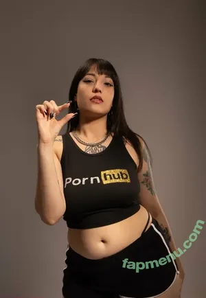belubunnyqueen / akabelubunny nude photo #0001