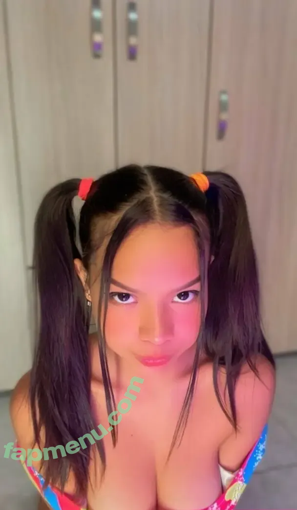 bendy_bella nude photo #0004 (bendy_bella19)