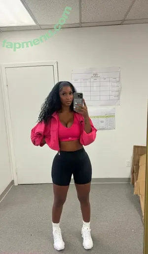 Bernice Burgos / berniceburgos / realberniceburgos nude photo #0233