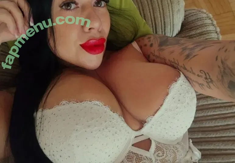 Bernikee26 nude photo #0001 (bernitakacs26)