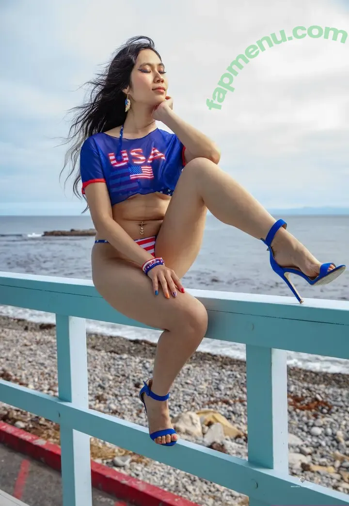 Bessy Q nude photo #0060 (Aquentine / Final Girlz / Justa Queen / Quynh Văn / _bessy.q_)
